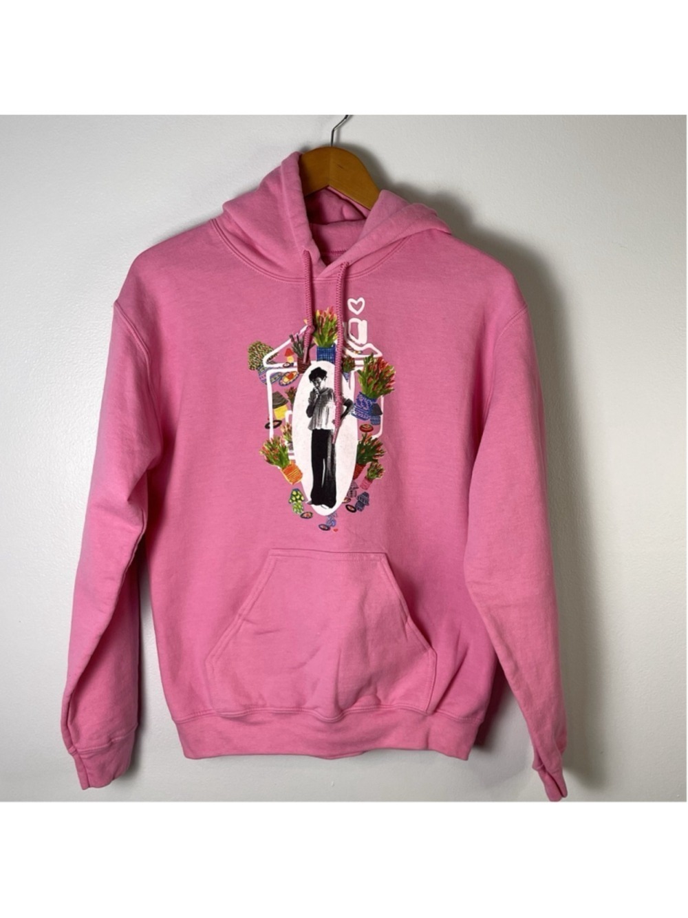 Harry Styles Pink Graphic Hoodie "Love On Tour” Size Small Official Concert